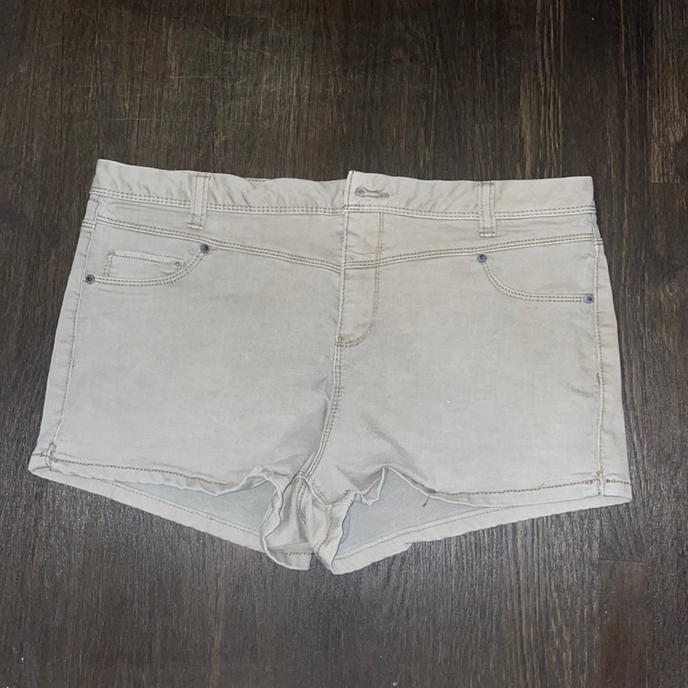 khaki colored denim shorts